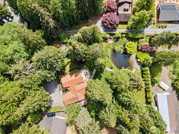 23122 35th Avenue SE, Bothell WA 98021