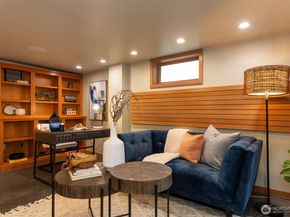 7 Newell Street, Seattle WA 98109