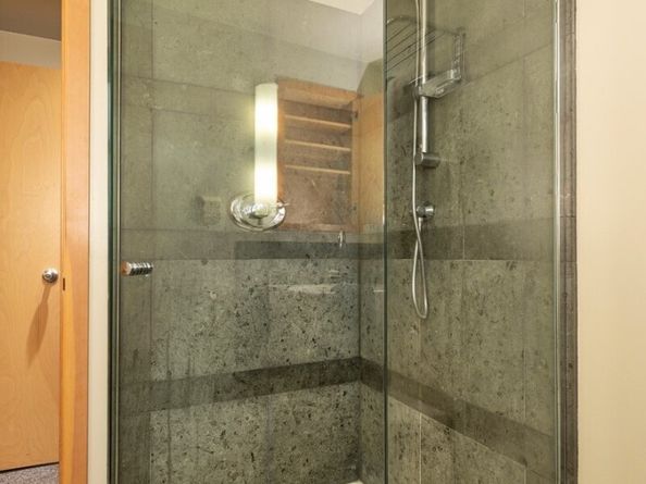 7 Newell Street, Seattle WA 98109