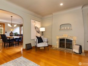 7 Newell Street, Seattle WA 98109