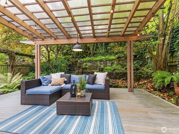 7 Newell Street, Seattle WA 98109