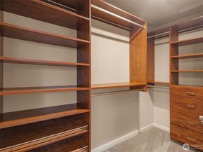 412 Hi Crest Drive, Auburn WA 98001