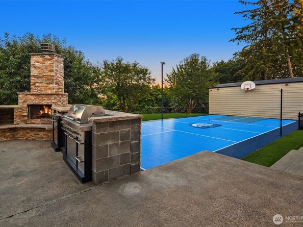 412 Hi Crest Drive, Auburn WA 98001