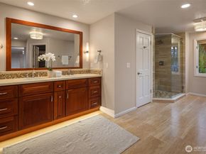 412 Hi Crest Drive, Auburn WA 98001