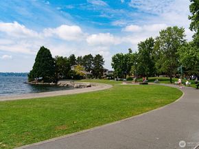 211 Kirkland Avenue 510, Kirkland WA 98033