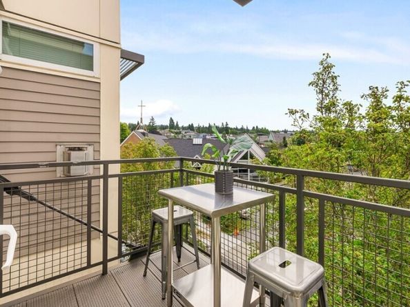 211 Kirkland Avenue 510, Kirkland WA 98033