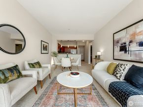211 Kirkland Avenue 510, Kirkland WA 98033