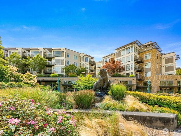 211 Kirkland Avenue 510, Kirkland WA 98033
