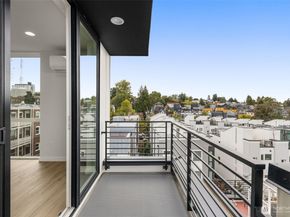 1124 B 13th Avenue, Seattle WA 98122