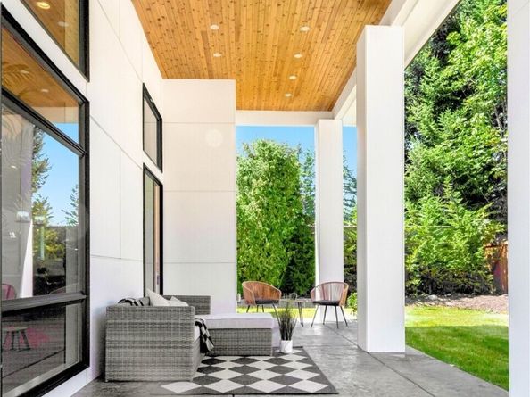 5539 116th Avenue NE, Kirkland WA 98033