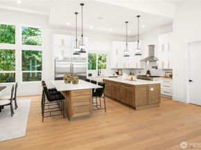 5539 116th Avenue NE, Kirkland WA 98033