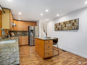 19602 NE 185th Street, Woodinville WA 98077