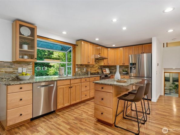 19602 NE 185th Street, Woodinville WA 98077