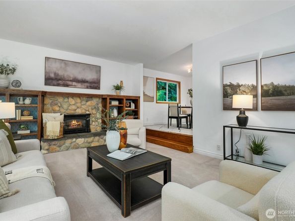 19602 NE 185th Street, Woodinville WA 98077
