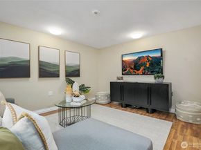 19602 NE 185th Street, Woodinville WA 98077