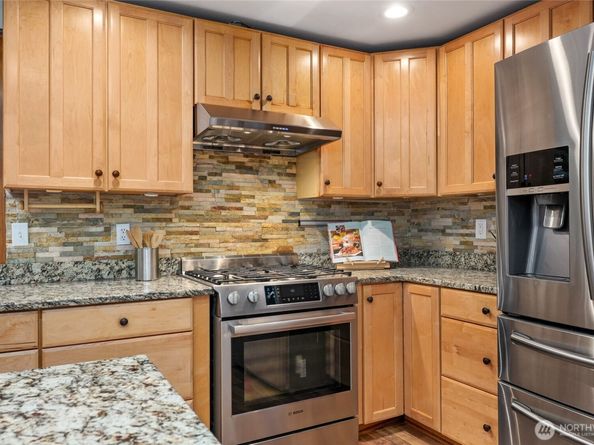19602 NE 185th Street, Woodinville WA 98077