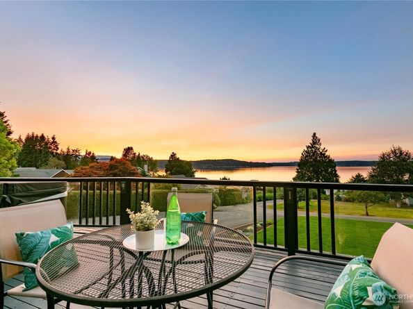 27405 Lofall Court NW, Poulsbo WA 98370