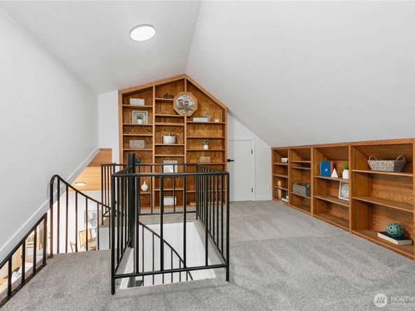 27405 Lofall Court NW, Poulsbo WA 98370