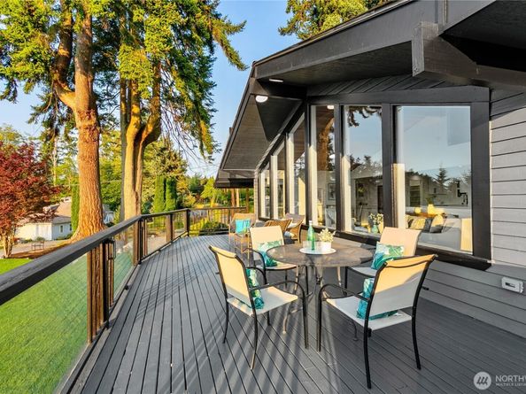 27405 Lofall Court NW, Poulsbo WA 98370