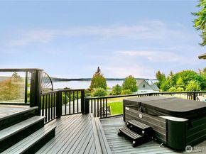 27405 Lofall Court NW, Poulsbo WA 98370