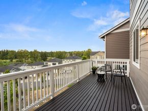 19042 123rd Avenue SE, Renton WA 98058
