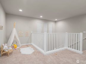19042 123rd Avenue SE, Renton WA 98058