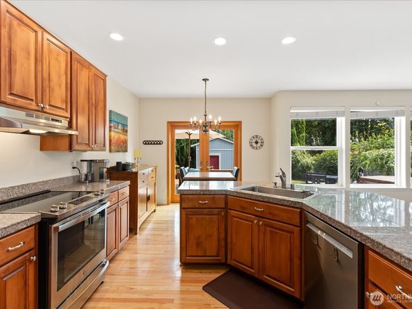 22819 86th Place W, Edmonds WA 98026