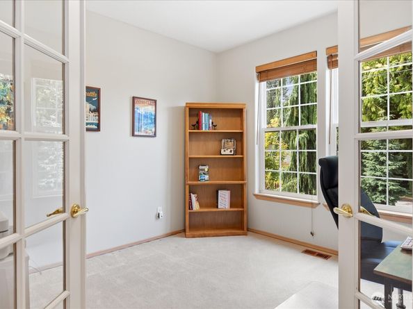 22819 86th Place W, Edmonds WA 98026