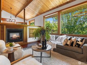 2205 135th PL SE, Bellevue WA 98005