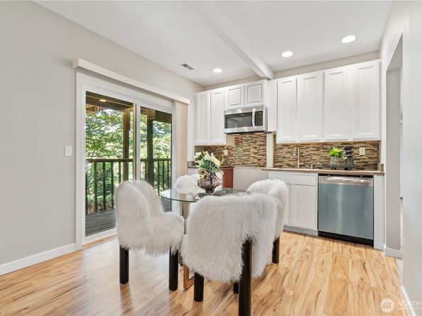 2205 135th PL SE, Bellevue WA 98005