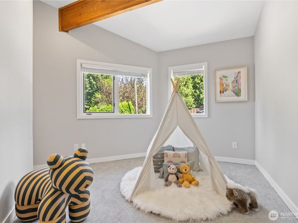 2205 135th PL SE, Bellevue WA 98005