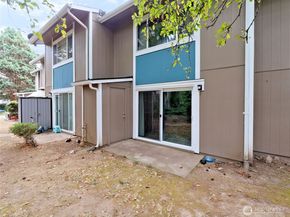 25406 106th Avenue SE E2, Kent WA 98030