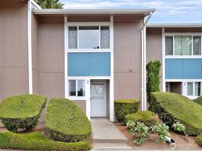 25406 106th Avenue SE E2, Kent WA 98030