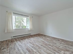 25406 106th Avenue SE E2, Kent WA 98030