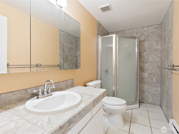30849 13th Place S 4, Federal Way WA 98003