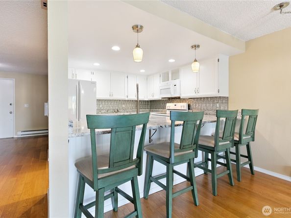30849 13th Place S 4, Federal Way WA 98003