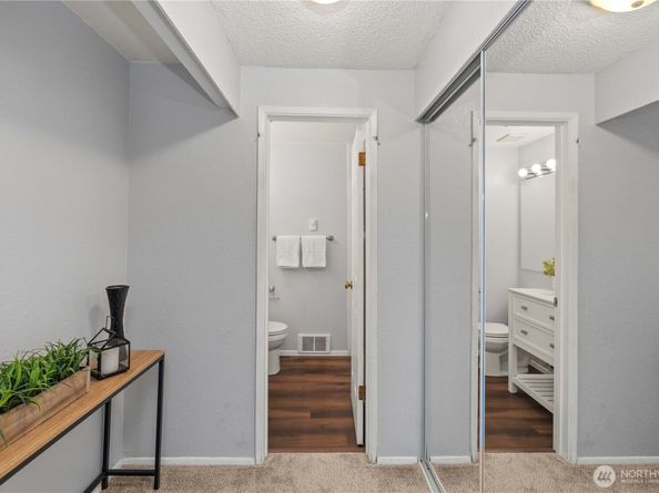 15255 Sunwood Boulevard A36, Tukwila WA 98188