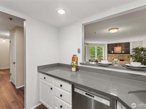 15255 Sunwood Boulevard A36, Tukwila WA 98188