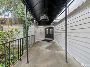 15255 Sunwood Boulevard A36, Tukwila WA 98188
