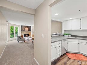 15255 Sunwood Boulevard A36, Tukwila WA 98188