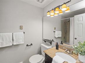 15255 Sunwood Boulevard A36, Tukwila WA 98188