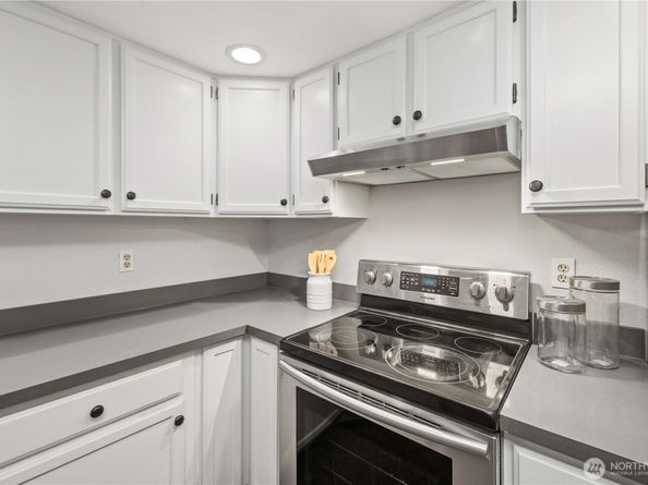 15255 Sunwood Boulevard A36, Tukwila WA 98188