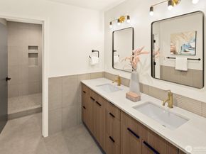 3854 Cascadia Avenue S, Seattle WA 98118