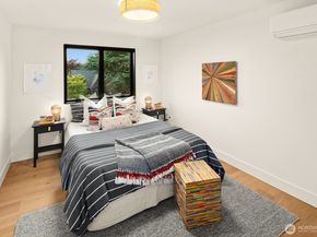 3854 Cascadia Avenue S, Seattle WA 98118