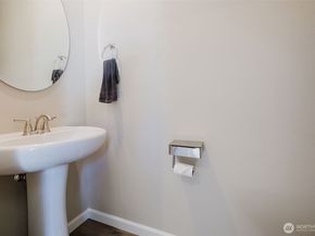 179 Russell Road, Bremerton WA 98312