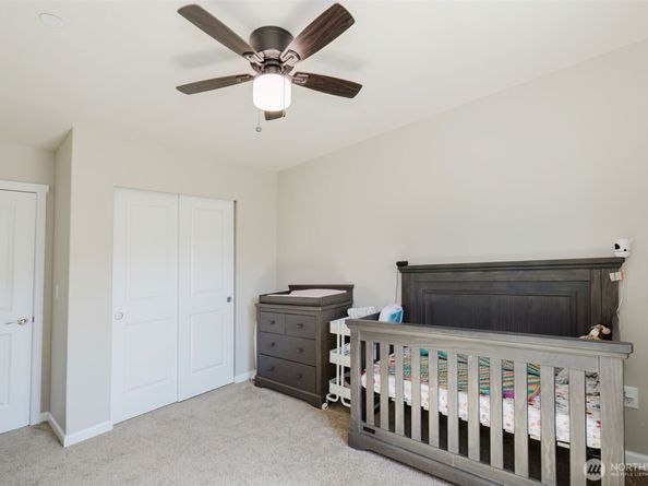 179 Russell Road, Bremerton WA 98312