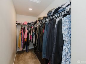 179 Russell Road, Bremerton WA 98312