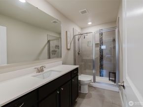 179 Russell Road, Bremerton WA 98312