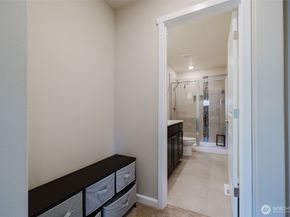 179 Russell Road, Bremerton WA 98312