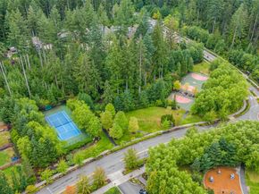10269 Eastridge Drive NE, Redmond WA 98053